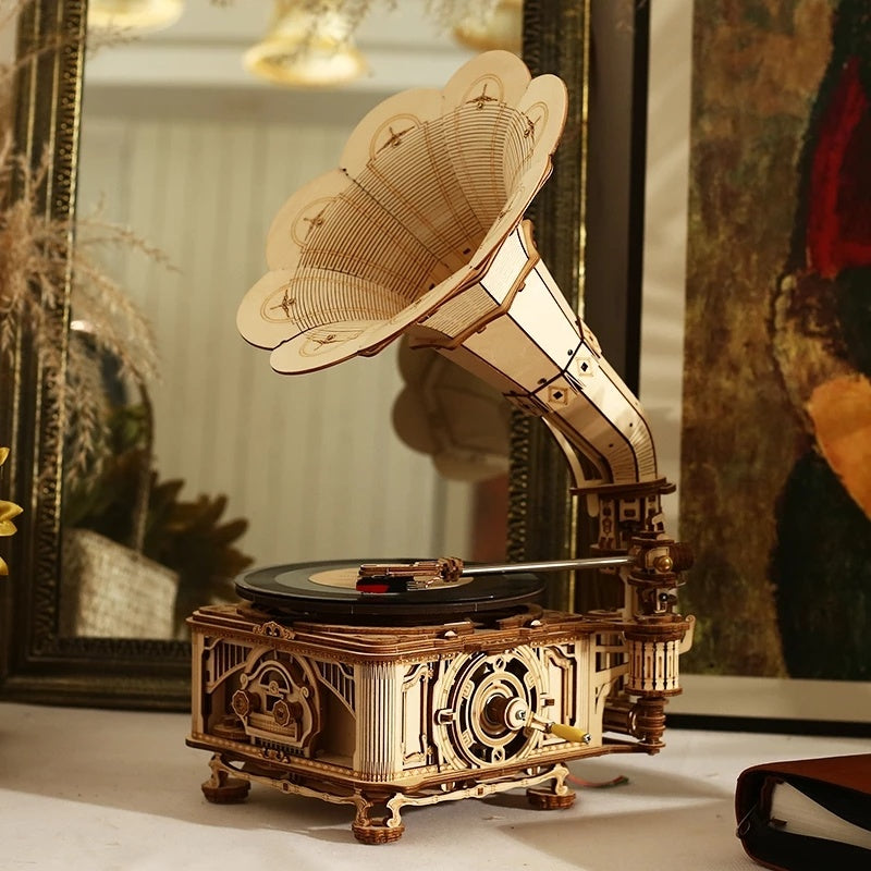 3D Wooden Puzzle Hand Crank Classic Gramophone